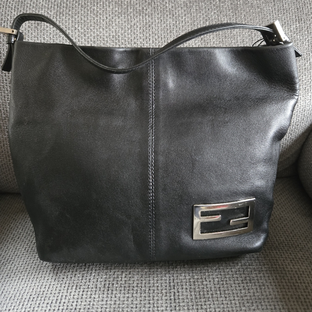 Fendi Handbag In Soft Black Leather
